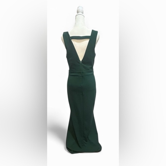 Windsor Forest Green Sleeveless Maxi Dress. VNeck. Size 10. - Picture 2 of 7